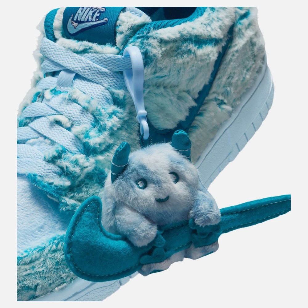Dunk Low Abominable Snowman Grade School Lifestyle Shoe - Green Abyss/White/Celestine Blue