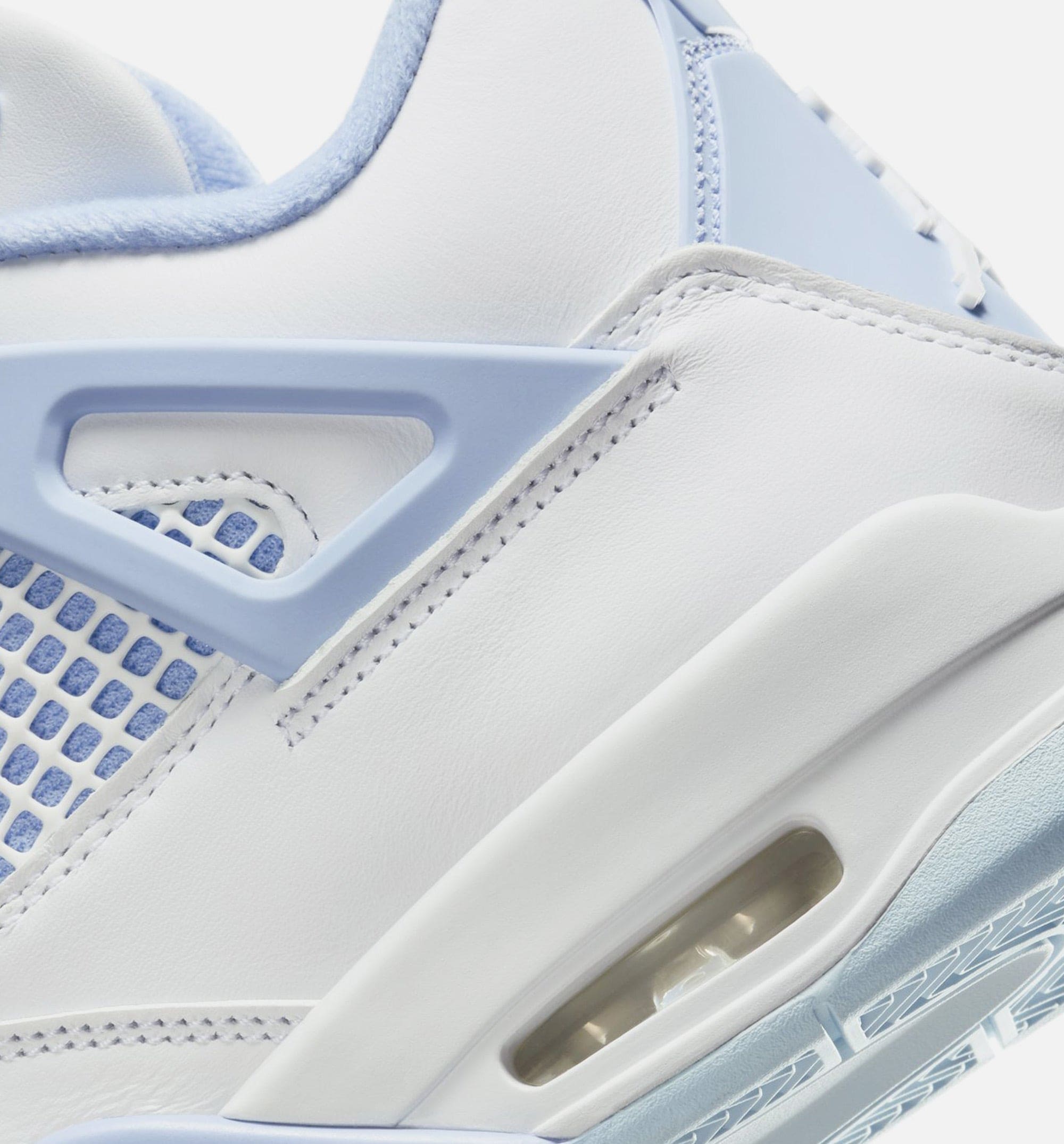 Air Jordan 4 Retro Aluminum Womens Lifestyle Shoe - White/Aluminum/Blue Tint/Oil Green